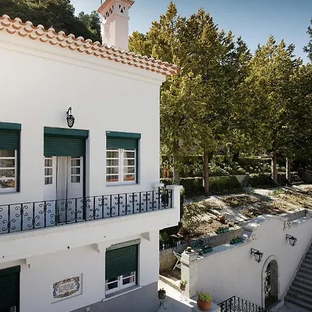 Casa Do Comendador Гостевой дом Мантейгас